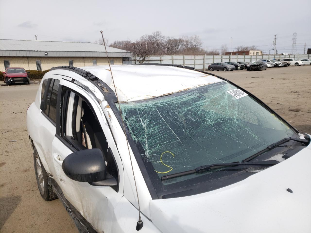 Photo 9 from auction – 2015 JEEP COMPASS SP with VIN 1C4NJDBB2FD129495