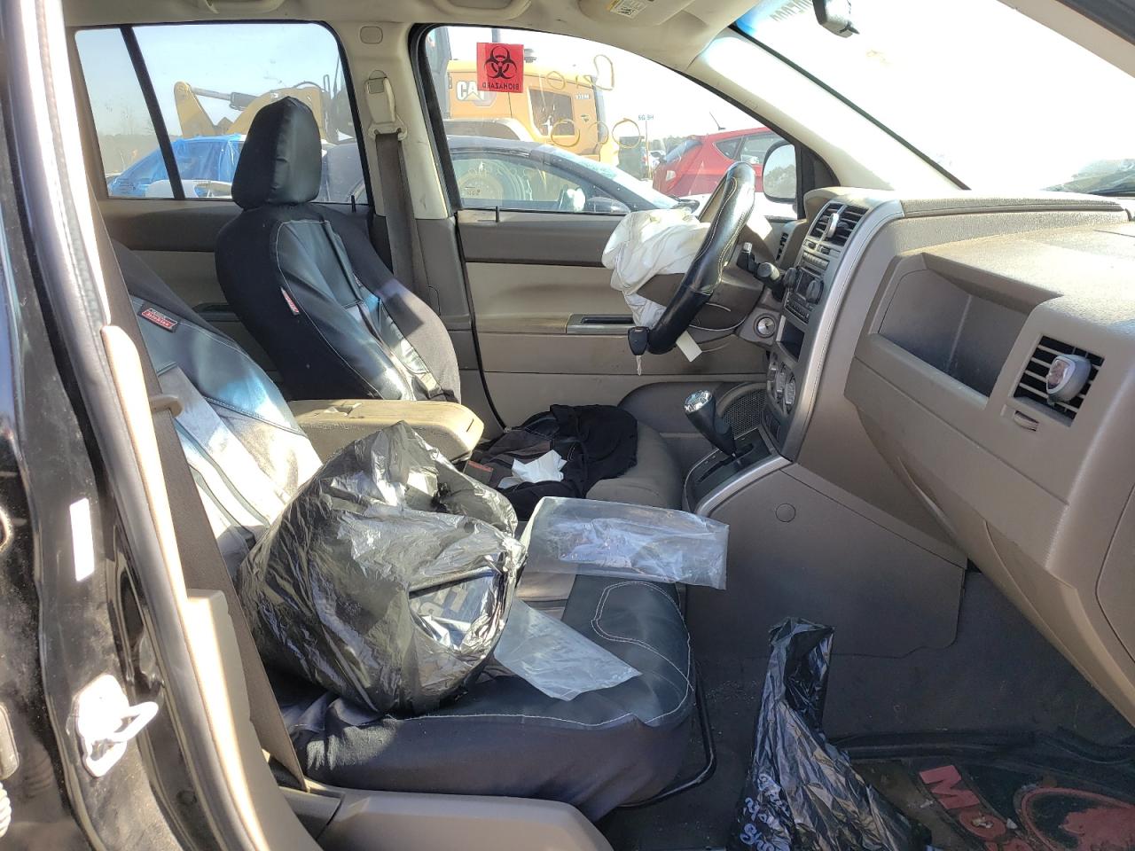 Photo 5 from auction – 2007 JEEP COMPASS with VIN 1J8FT47W57D190277