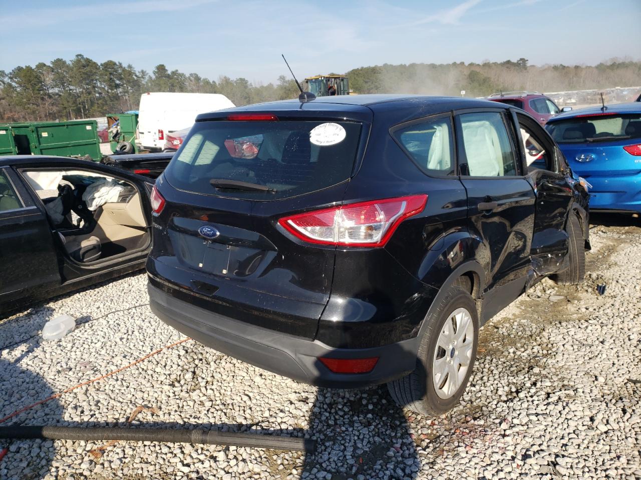 Photo 4 from auction – 2014 FORD ESCAPE S with VIN 1FMCU0F72EUA57821