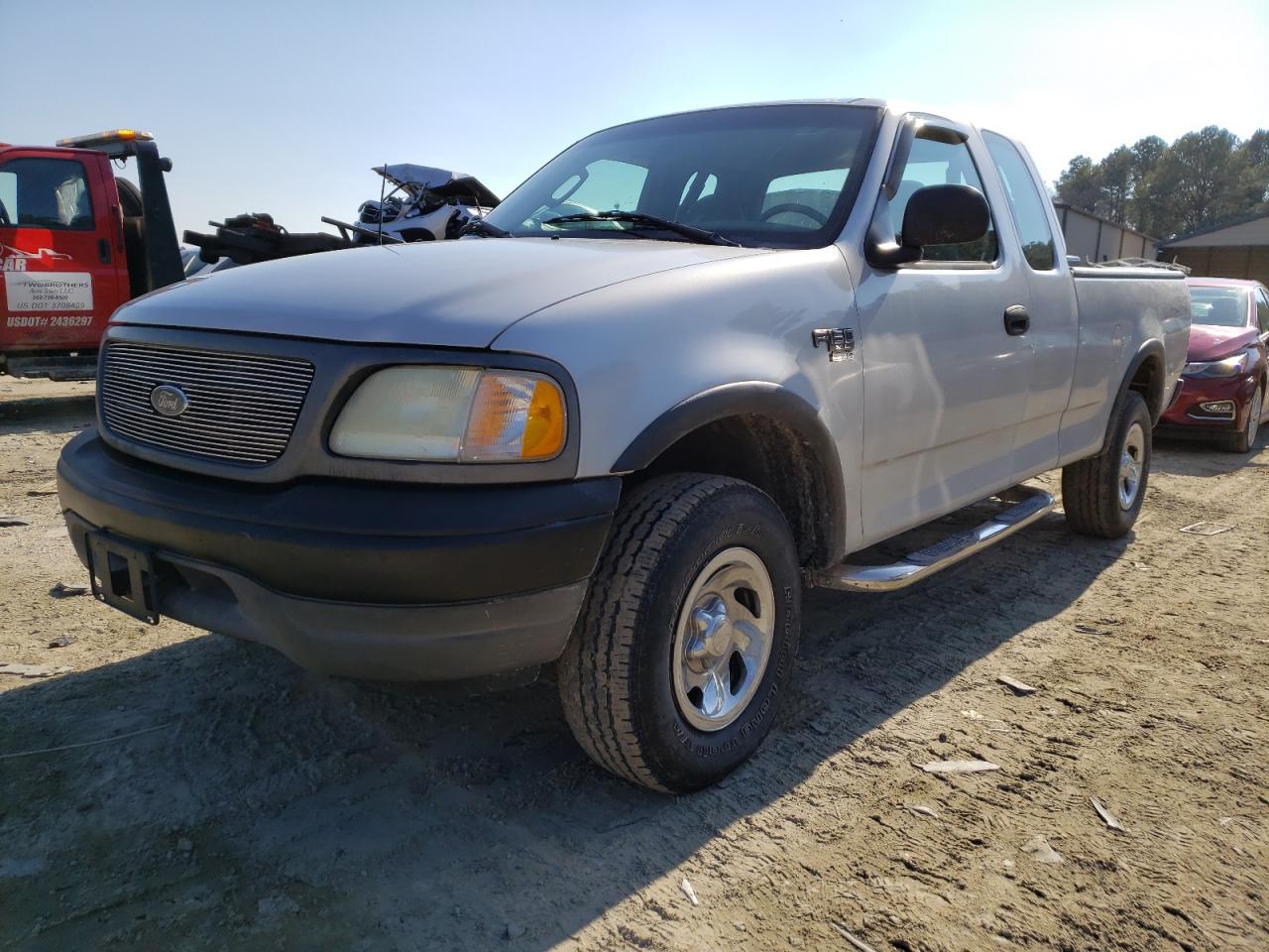 Photo 2 from auction – 2003 FORD F150 with VIN 2FTRX18W23CB11843