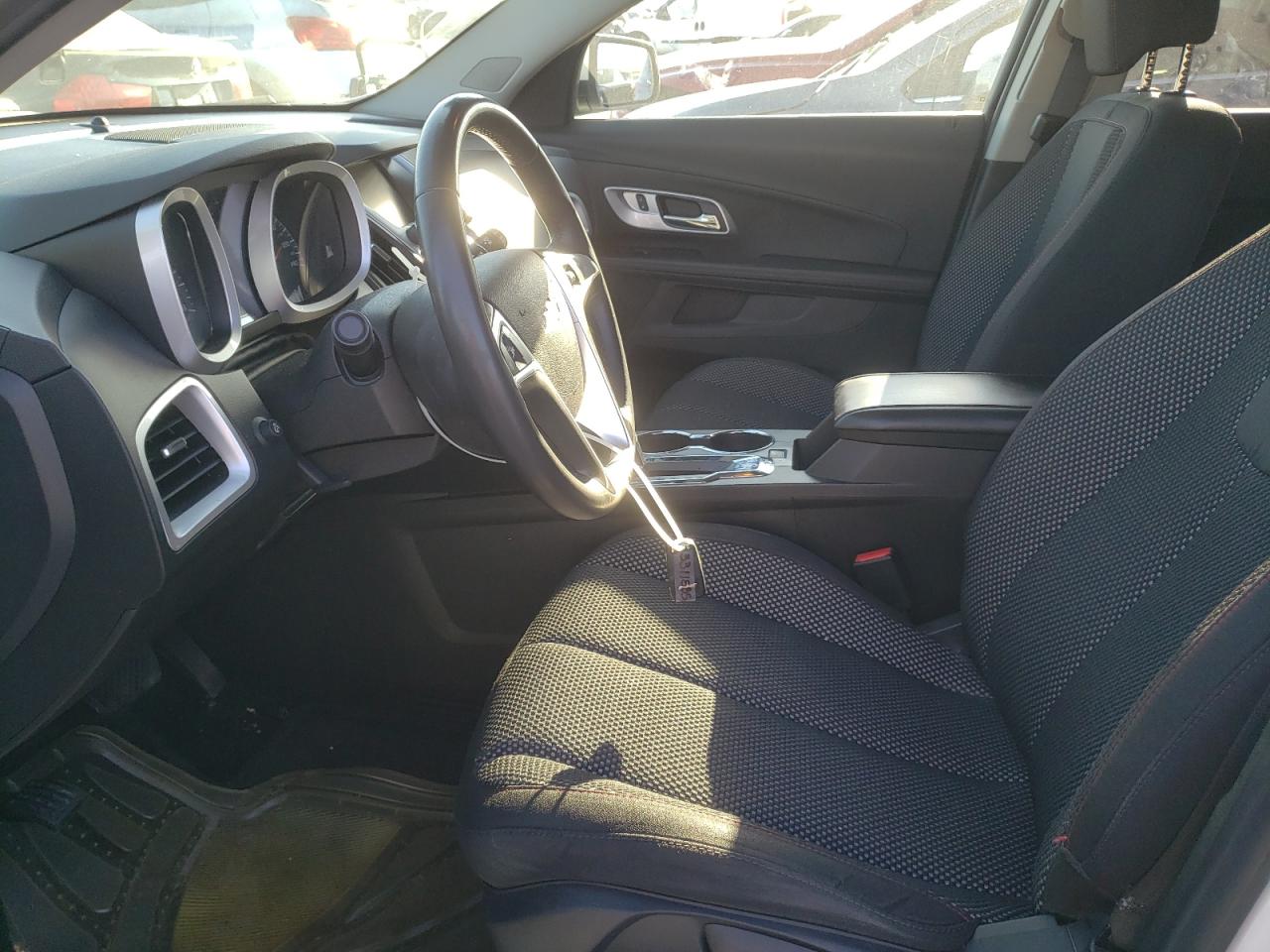 Photo 5 from auction – 2015 CHEVROLET EQUINOX LT with VIN 2GNALBEK7F6331585