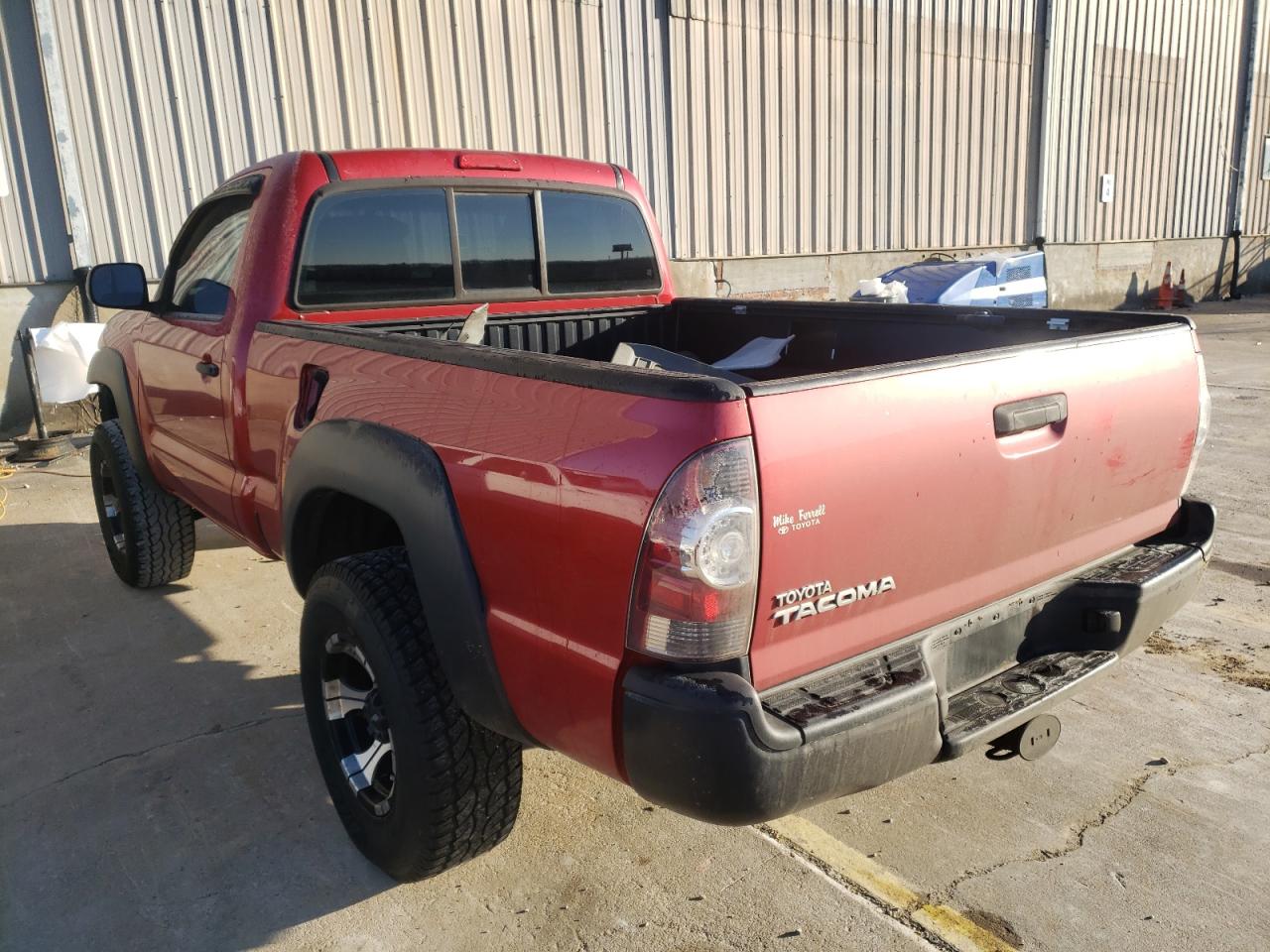 Photo 3 from auction – 2011 TOYOTA TACOMA with VIN 5TFPX4EN3BX003328