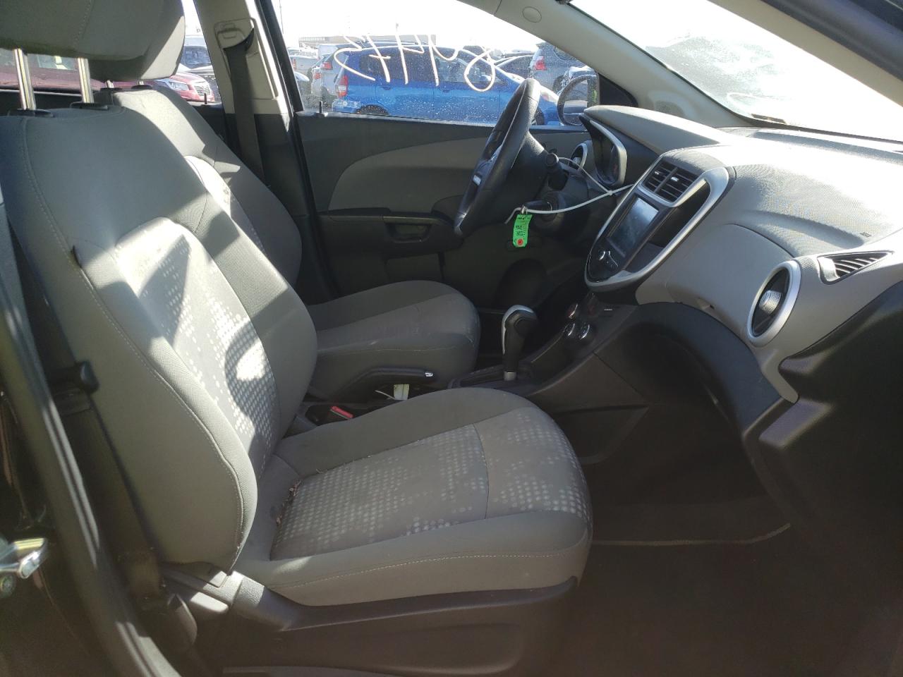 Photo 5 from auction – 2017 CHEVROLET SONIC LS with VIN 1G1JB5SH9H4141287
