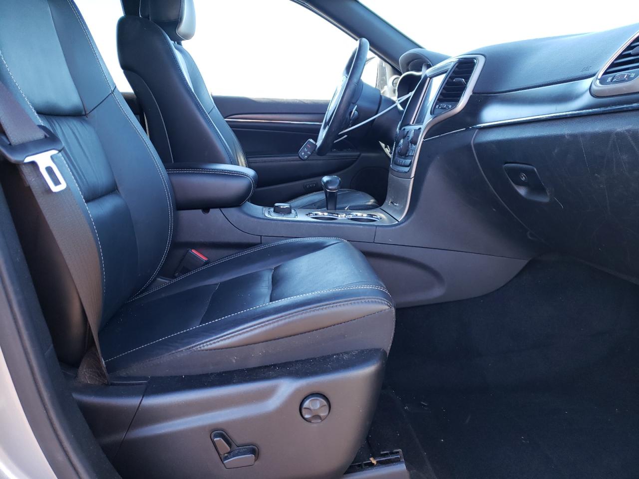 Photo 5 from auction – 2014 JEEP GRAND CHER with VIN 1C4RJFBG8EC350614