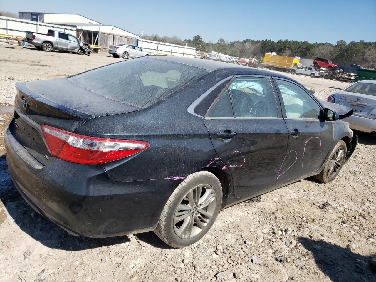 Photo 4 from auction – 2015 TOYOTA CAMRY LE with VIN 4T1BF1FKXFU986432