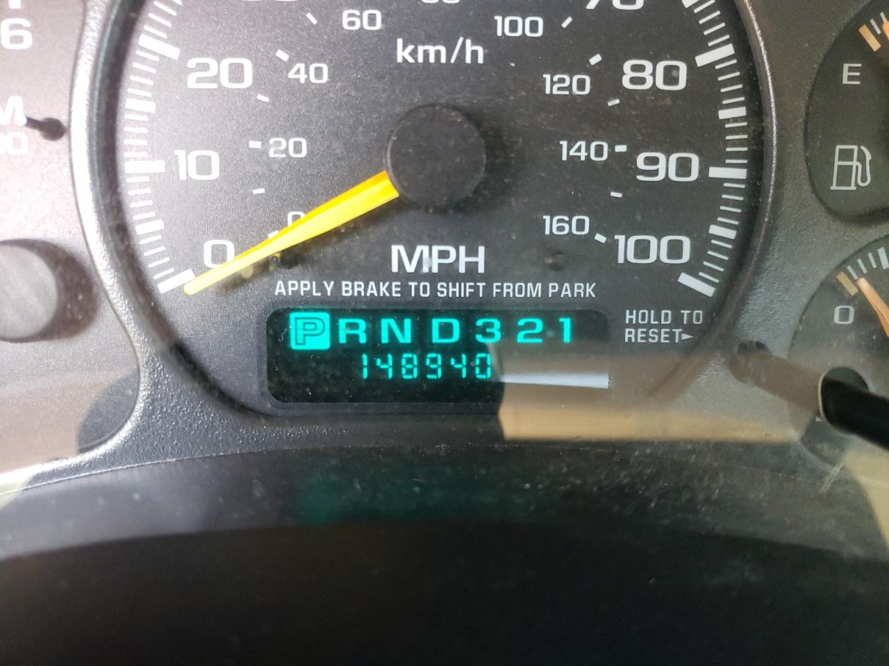 Photo 8 from auction – 2001 CHEVROLET SILVERADO with VIN 2GCEK19T411275203
