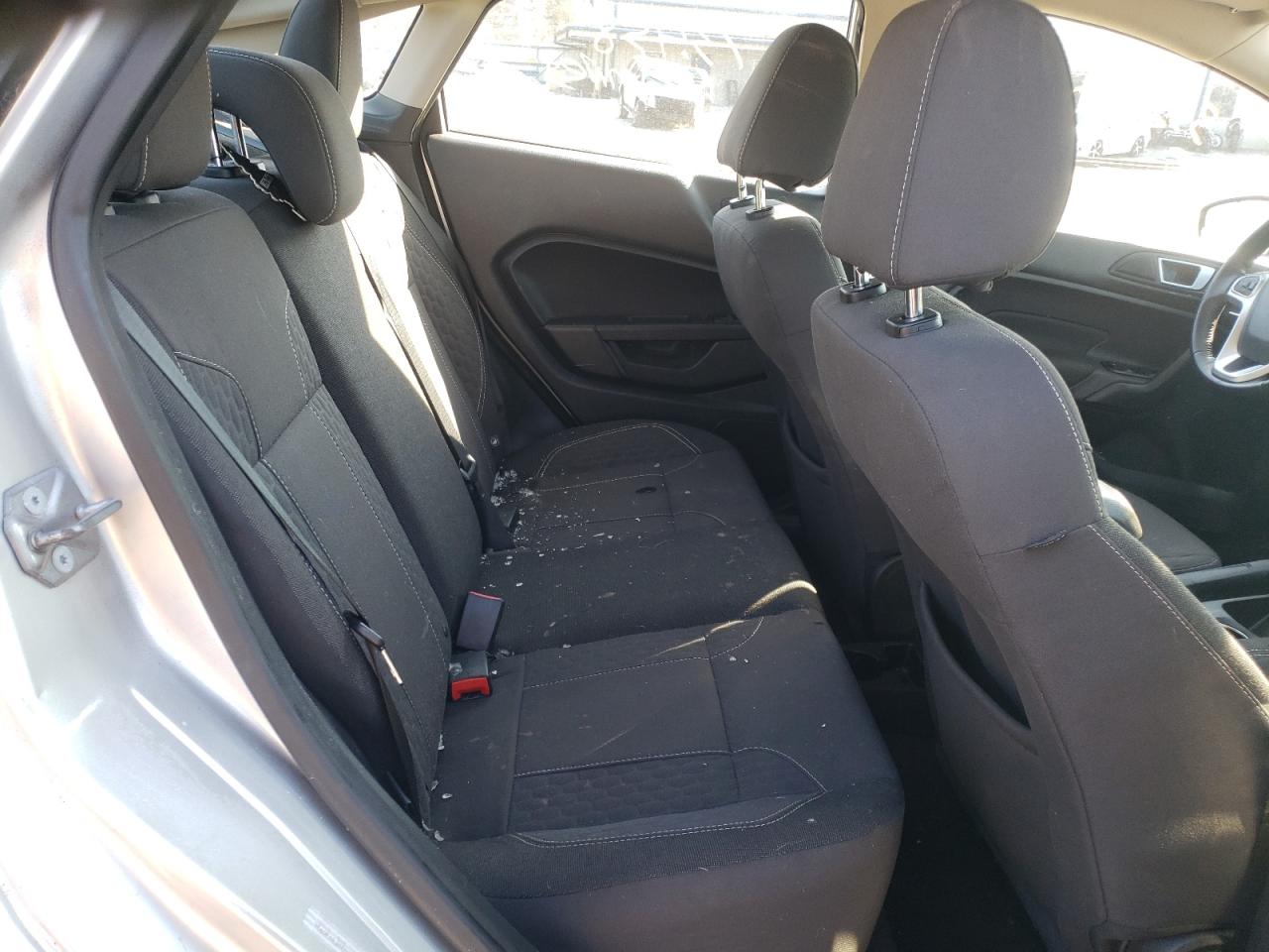 Photo 6 from auction – 2015 FORD FIESTA SE with VIN 3FADP4BJ4FM225706