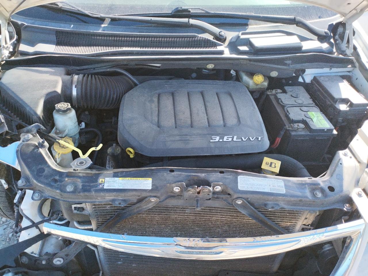 Photo 7 from auction – 2013 CHRYSLER TOWN & COU with VIN 2C4RC1BG5DR510709