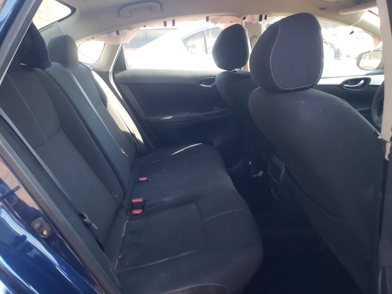 Photo 6 from auction – 2016 NISSAN SENTRA S with VIN 3N1AB7AP2GY306526