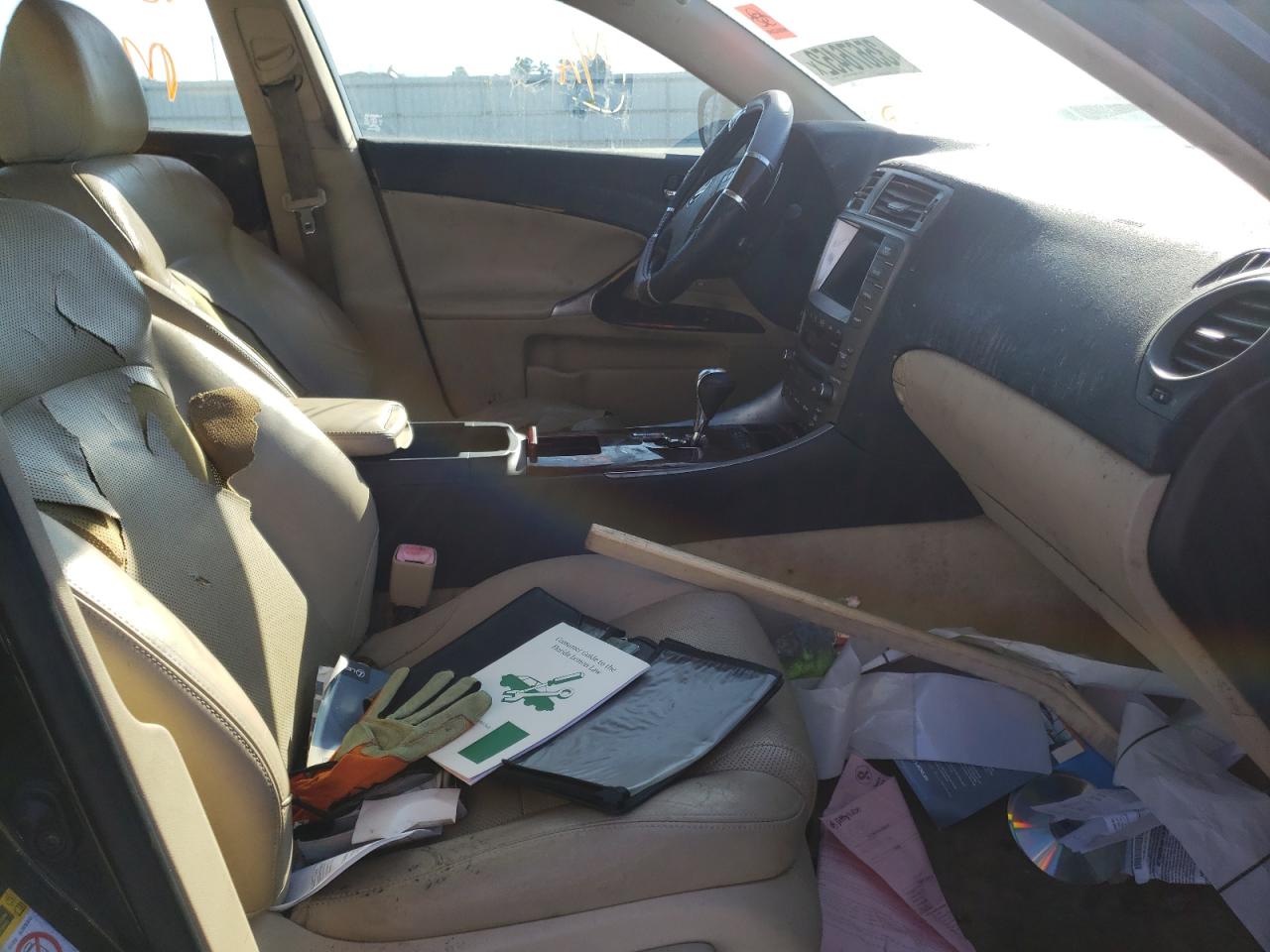 Photo 5 from auction – 2006 LEXUS IS 250 with VIN JTHBK262365024598