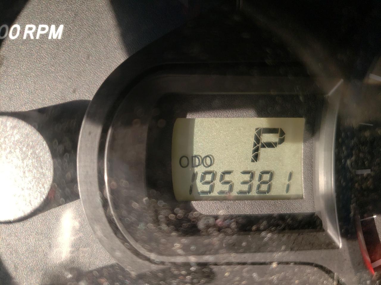 Photo 8 from auction – 2012 TOYOTA SIENNA BAS with VIN 5TDKA3DC5CS015414