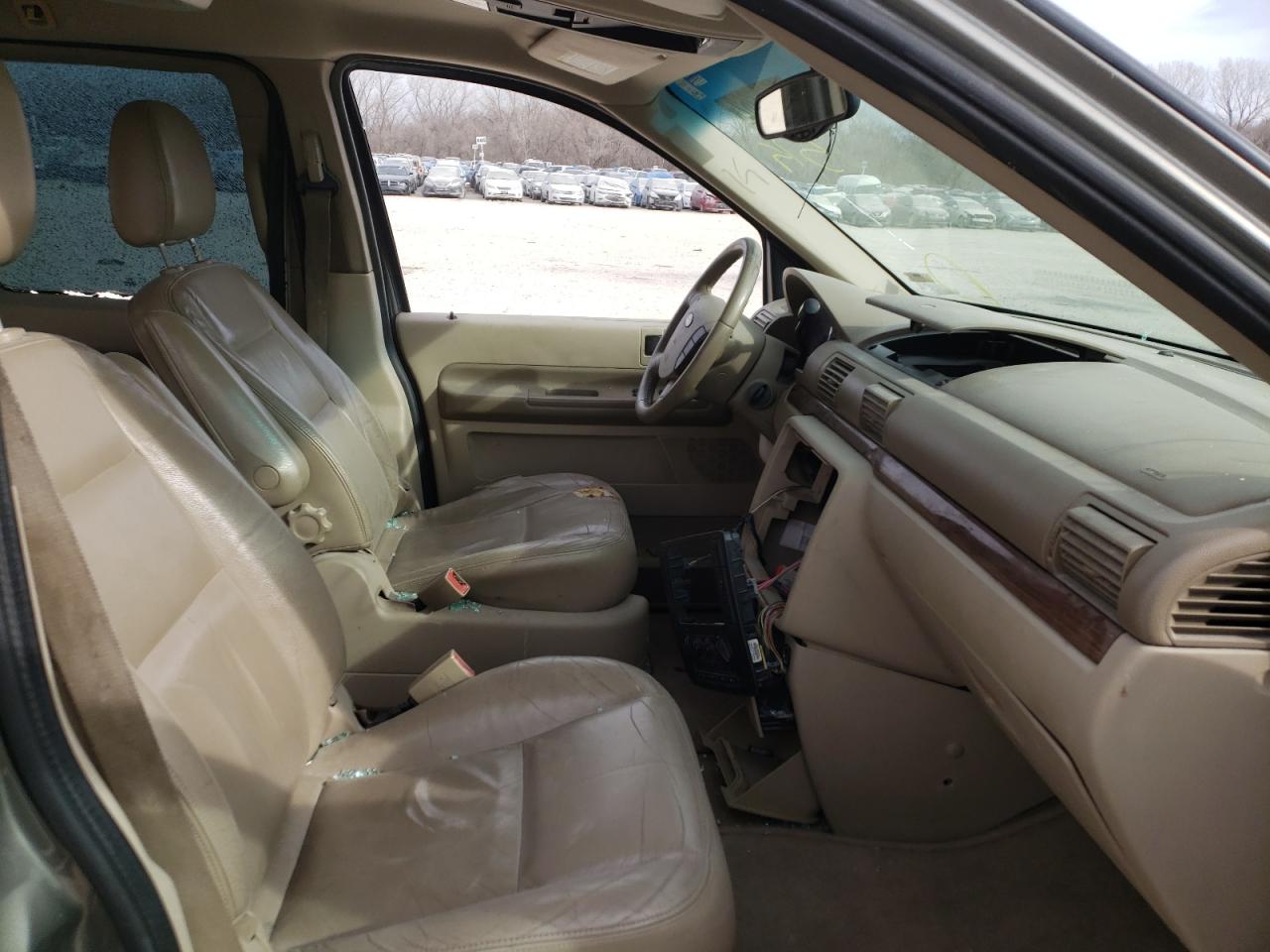 Photo 5 from auction – 2004 FORD FREESTAR S with VIN 2FMZA52264BA96295