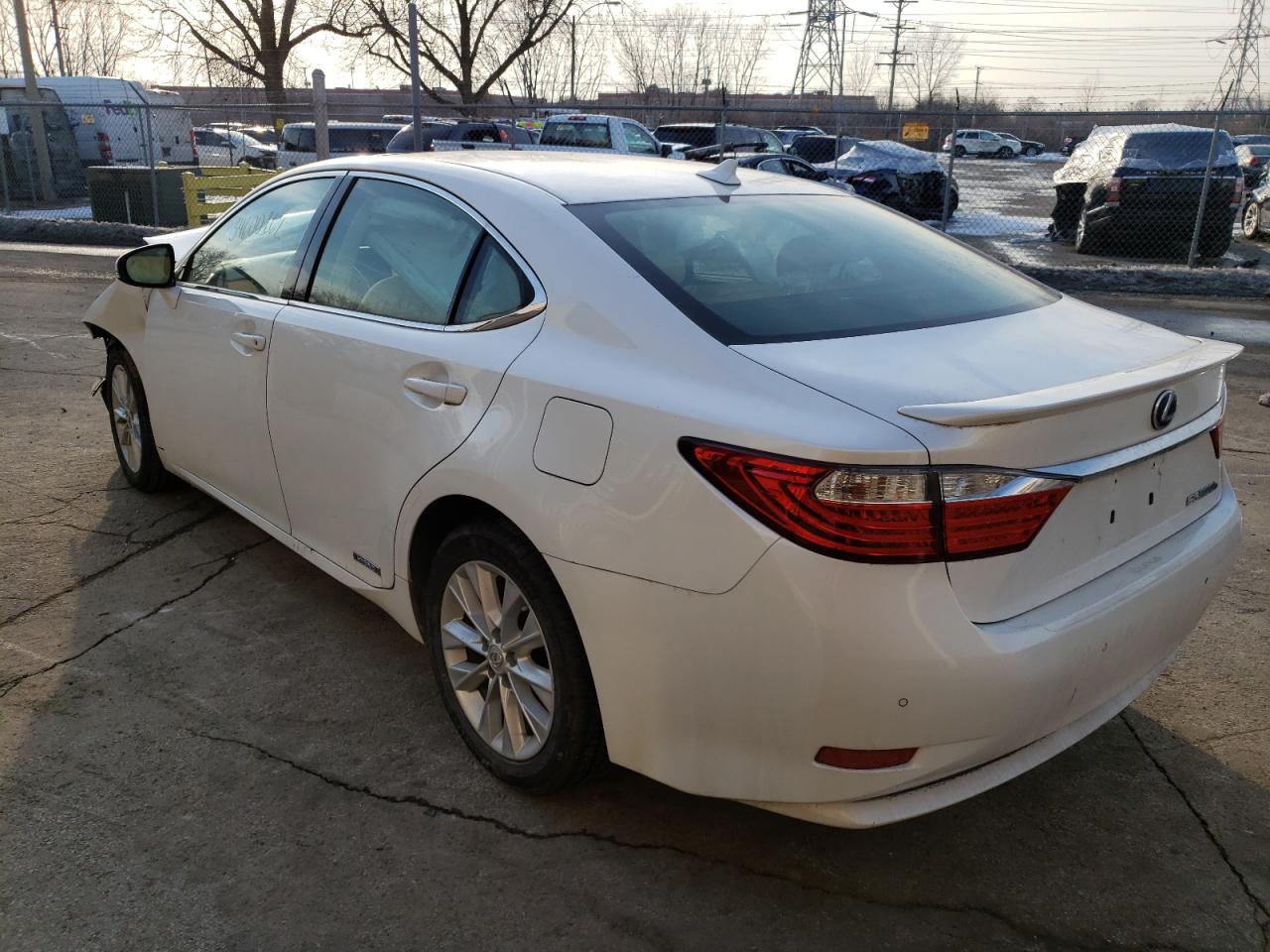 Photo 3 from auction – 2013 LEXUS ES 300H with VIN JTHBW1GG1D2018614