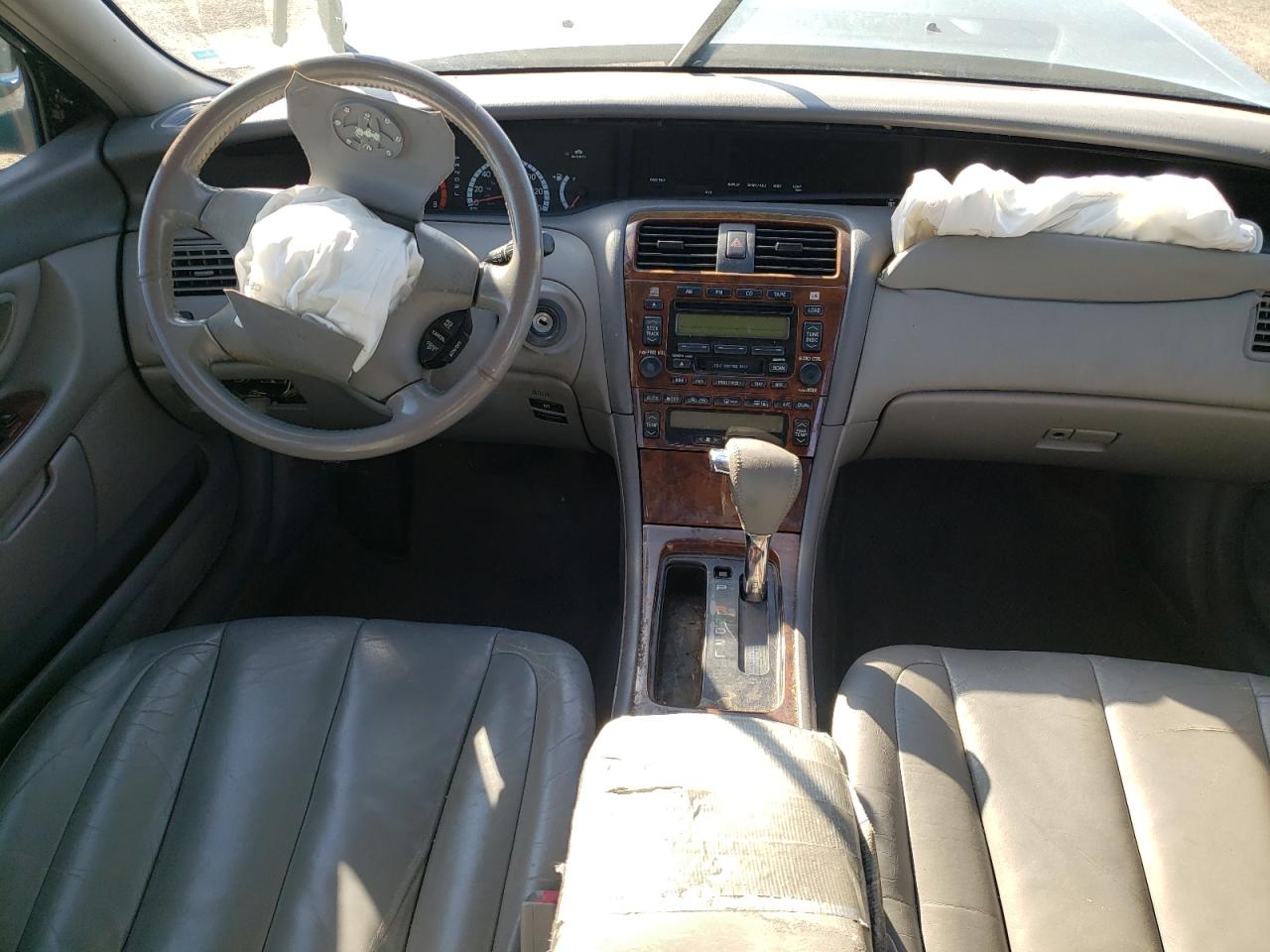 Photo 9 from auction – 2002 TOYOTA AVALON XL with VIN 4T1BF28BX2U201016