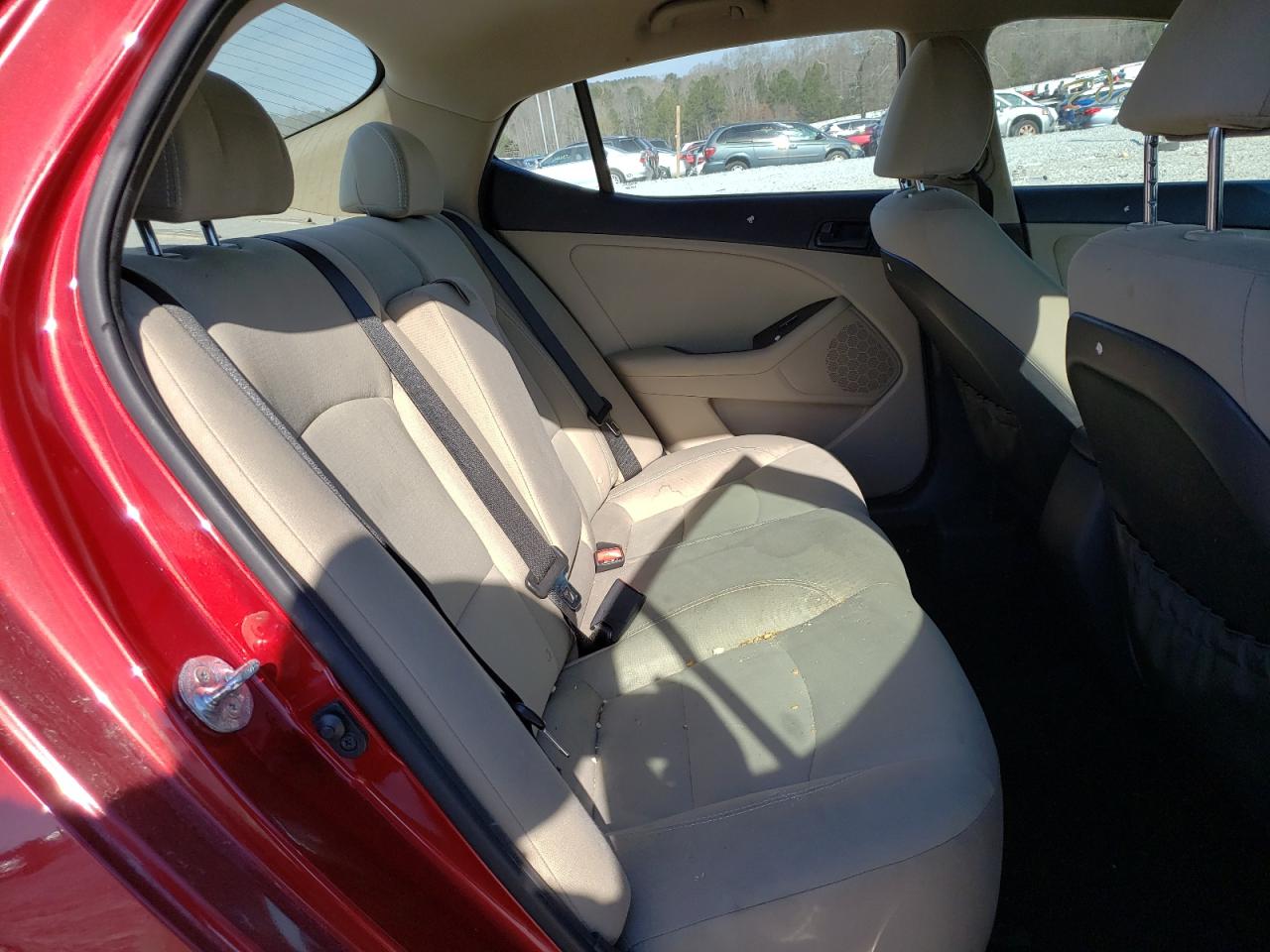Photo 6 from auction – 2014 KIA OPTIMA LX with VIN 5XXGM4A78EG301210