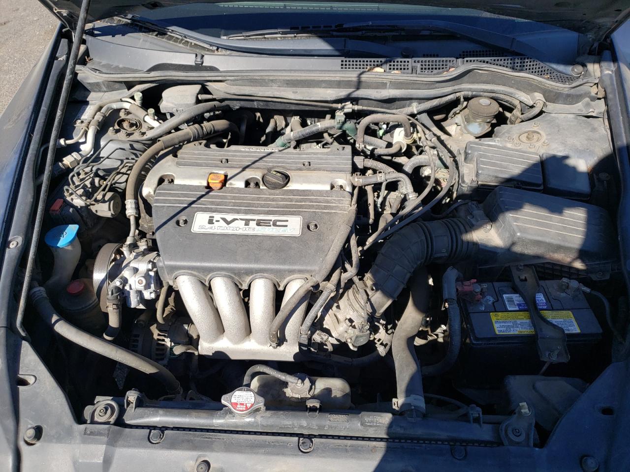 Photo 7 from auction – 2004 HONDA ACCORD LX with VIN JHMCM56394C028558