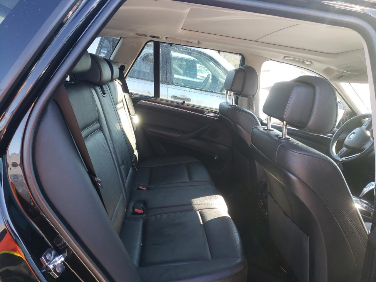 Photo 6 from auction – 2009 BMW X5 XDRIVE3 with VIN 5UXFE43519L265482