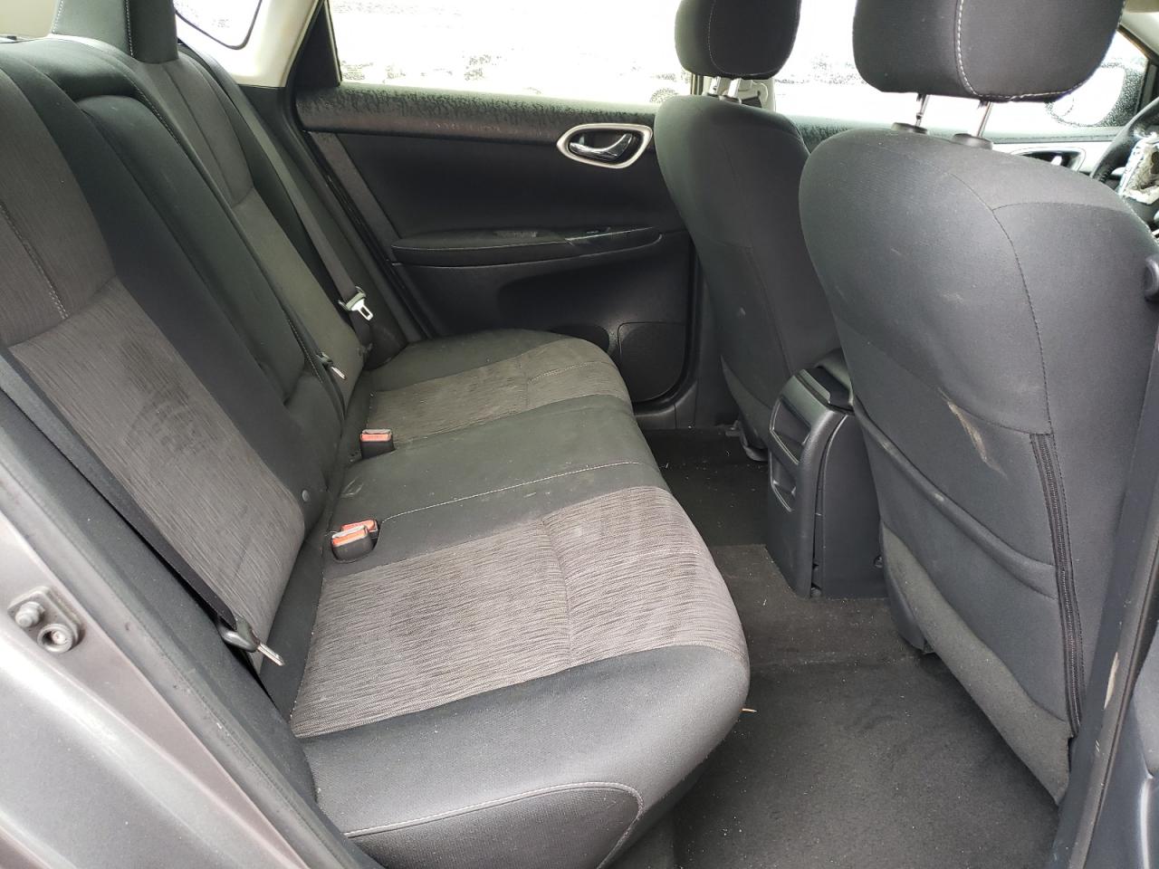 Photo 6 from auction – 2015 NISSAN SENTRA S with VIN 3N1AB7AP1FL685577