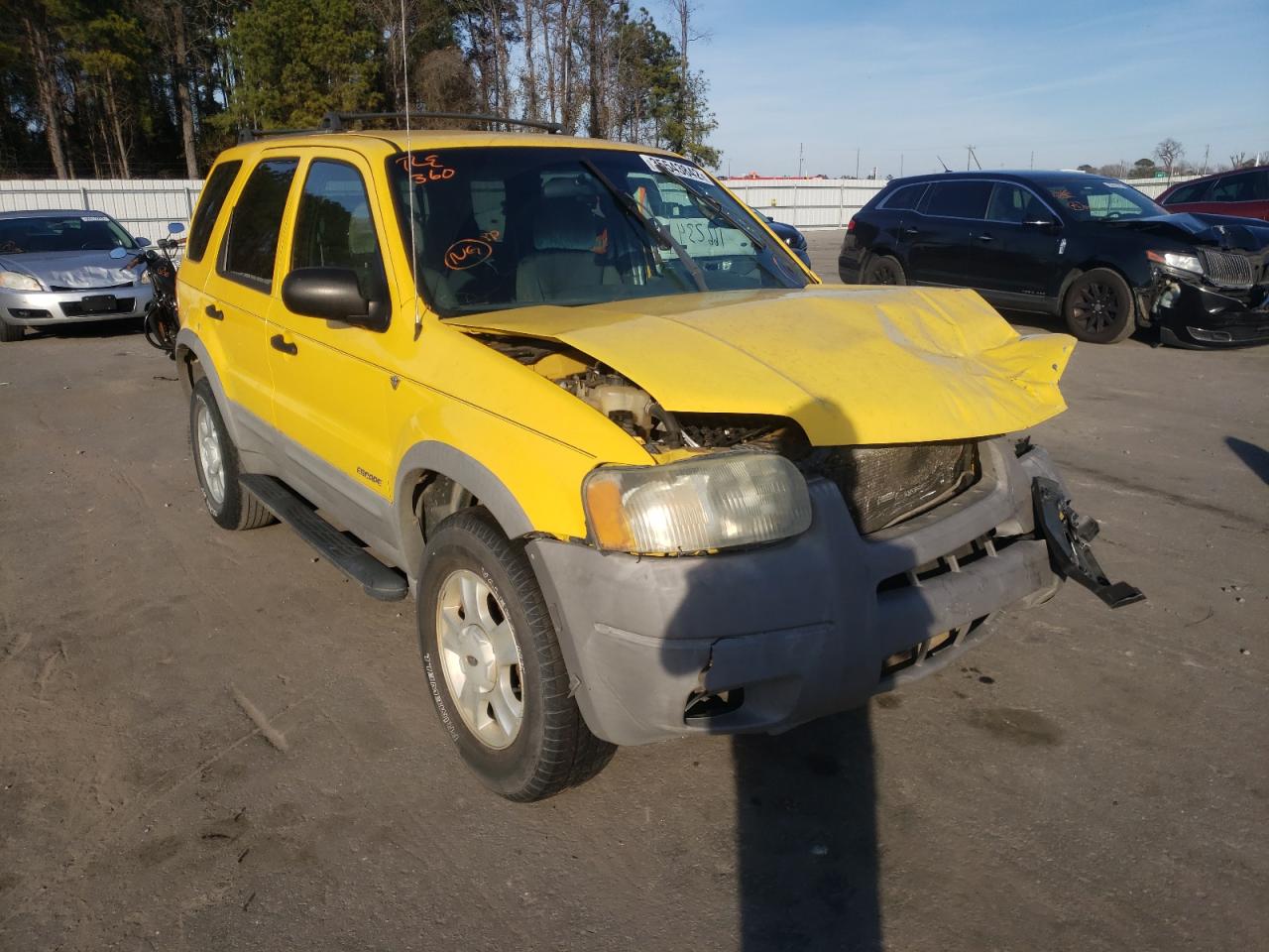 FORD ESCAPE XLT 2002 with VIN 1FMYU03132KE08636 - Photo from auction