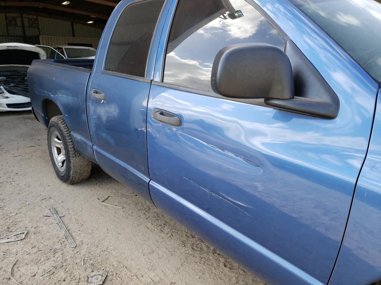 Photo 9 from auction – 2004 DODGE RAM 1500 S with VIN 1D7HA18N34S657963