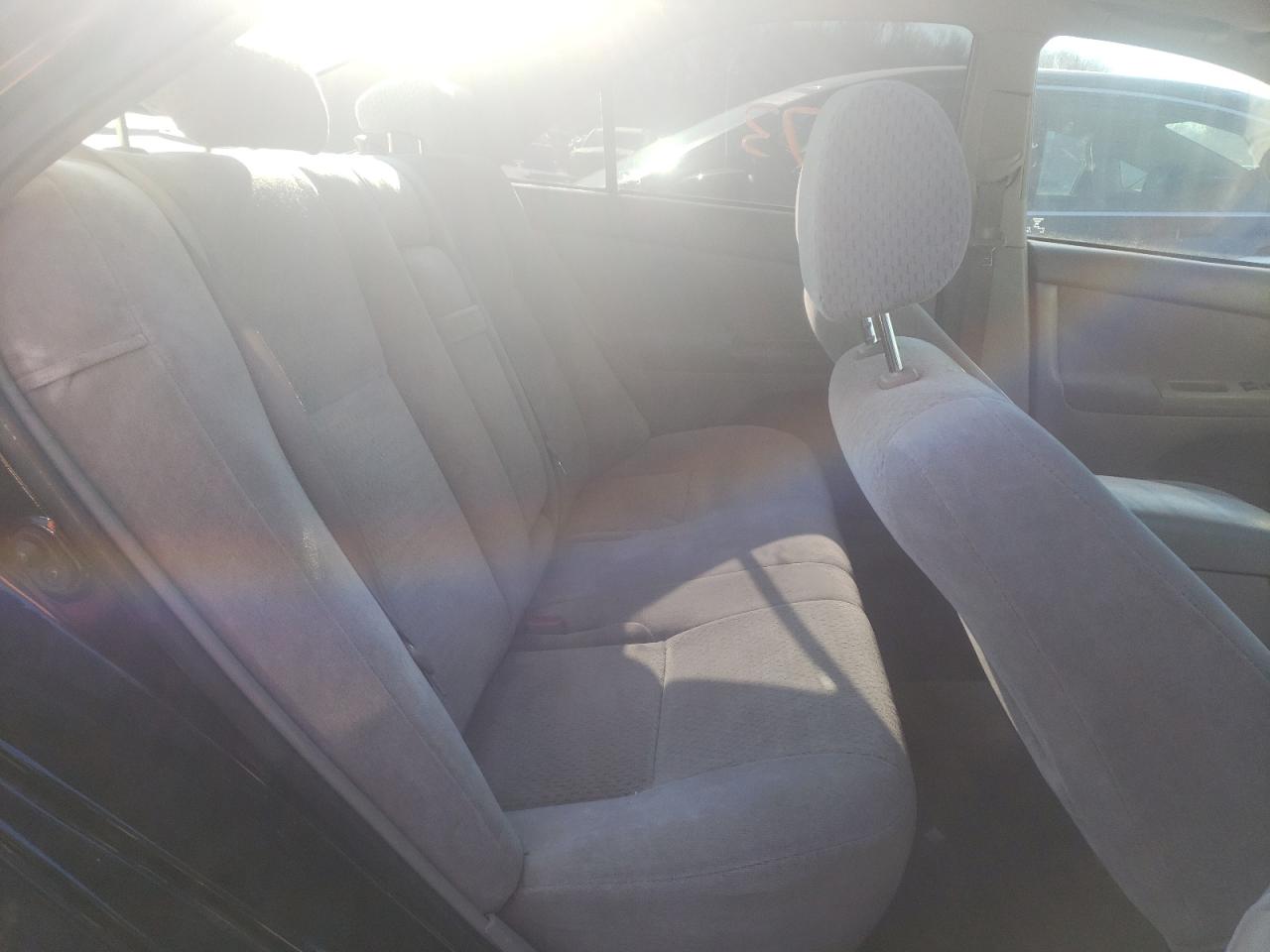 Photo 6 from auction – 2003 TOYOTA CAMRY with VIN 4T1BE32K63U177526