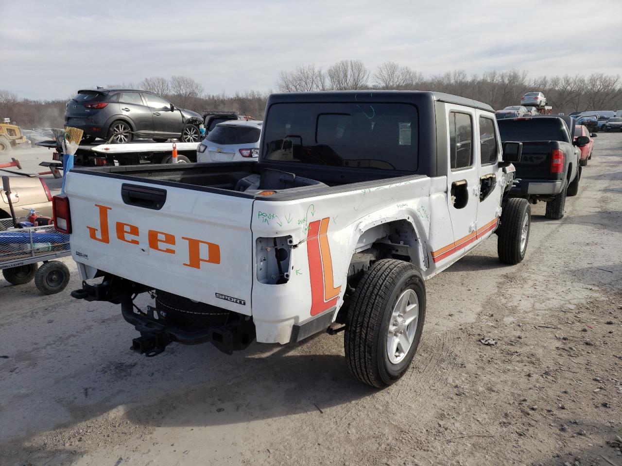Photo 4 from auction – 2021 JEEP GLADIATOR with VIN 1C6HJTAG3ML539088