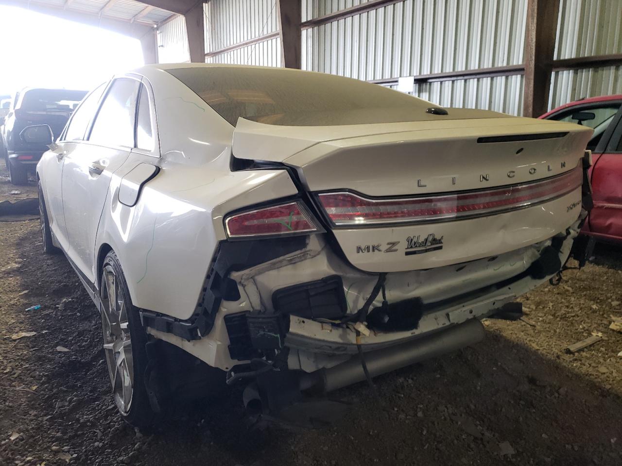 Photo 3 from auction – 2017 LINCOLN MKZ RESERV with VIN 3LN6L5F94HR644001