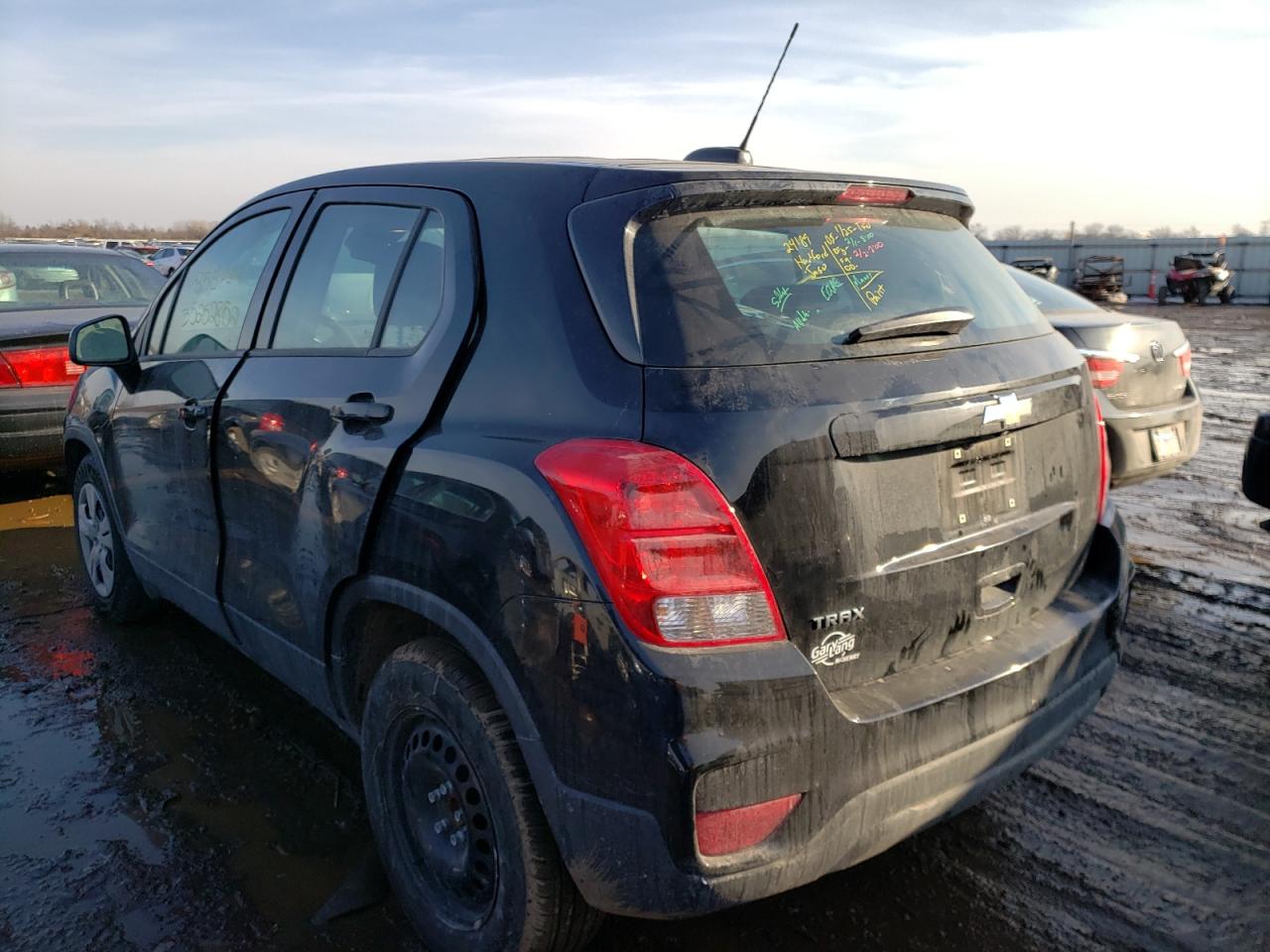 Photo 3 from auction – 2018 CHEVROLET TRAX LS with VIN 3GNCJKSB2JL341903