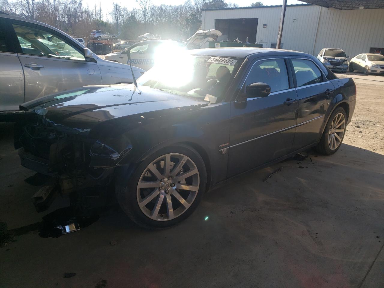 Photo 2 from auction – 2006 CHRYSLER 300C SRT-8 with VIN 2C3KA73W66H463302