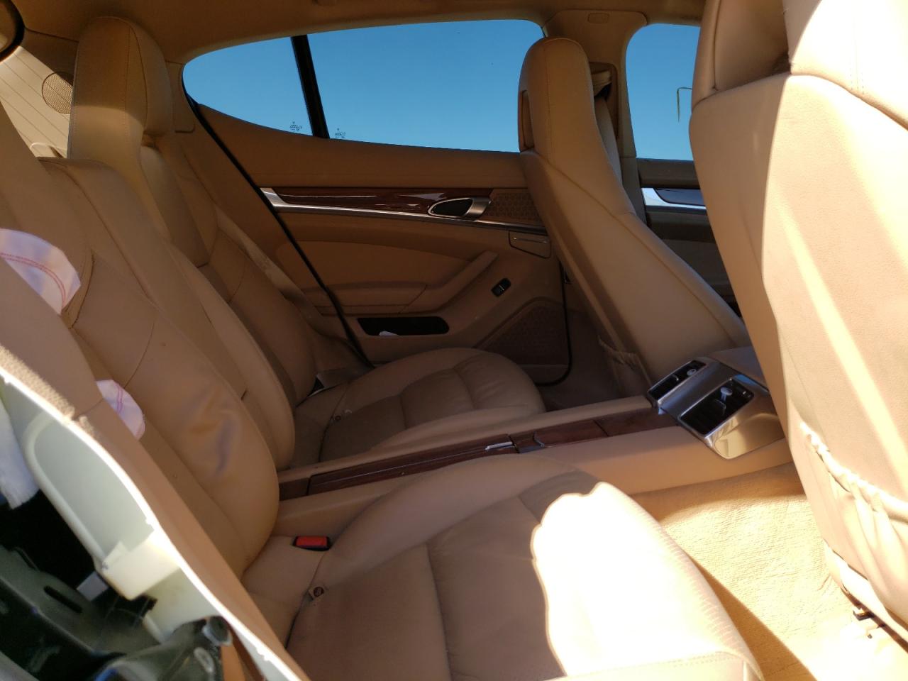 Photo 6 from auction – 2010 PORSCHE PANAMERA S with VIN WP0AB2A78AL061036
