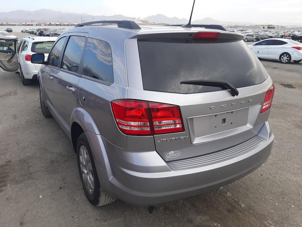 Photo 3 from auction – 2018 DODGE JOURNEY SE with VIN 3C4PDCAB0JT510762