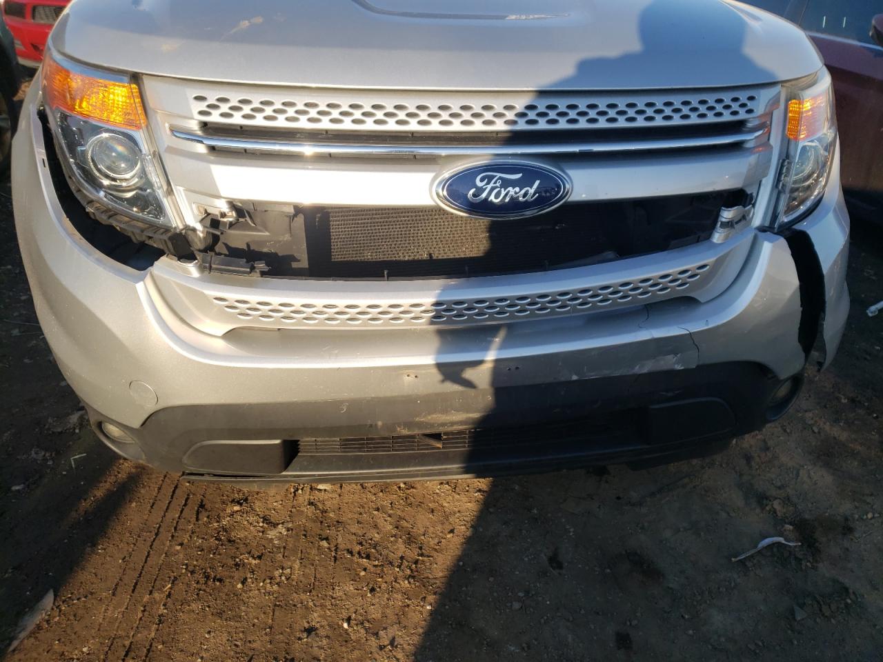 Photo 9 from auction – 2015 FORD EXPLORER L with VIN 1FM5K7F86FGB91215