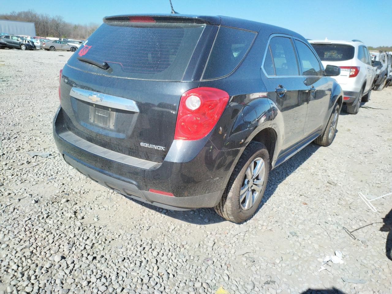 Photo 4 from auction – 2013 CHEVROLET EQUINOX LS with VIN 2GNALBEK3D1256071