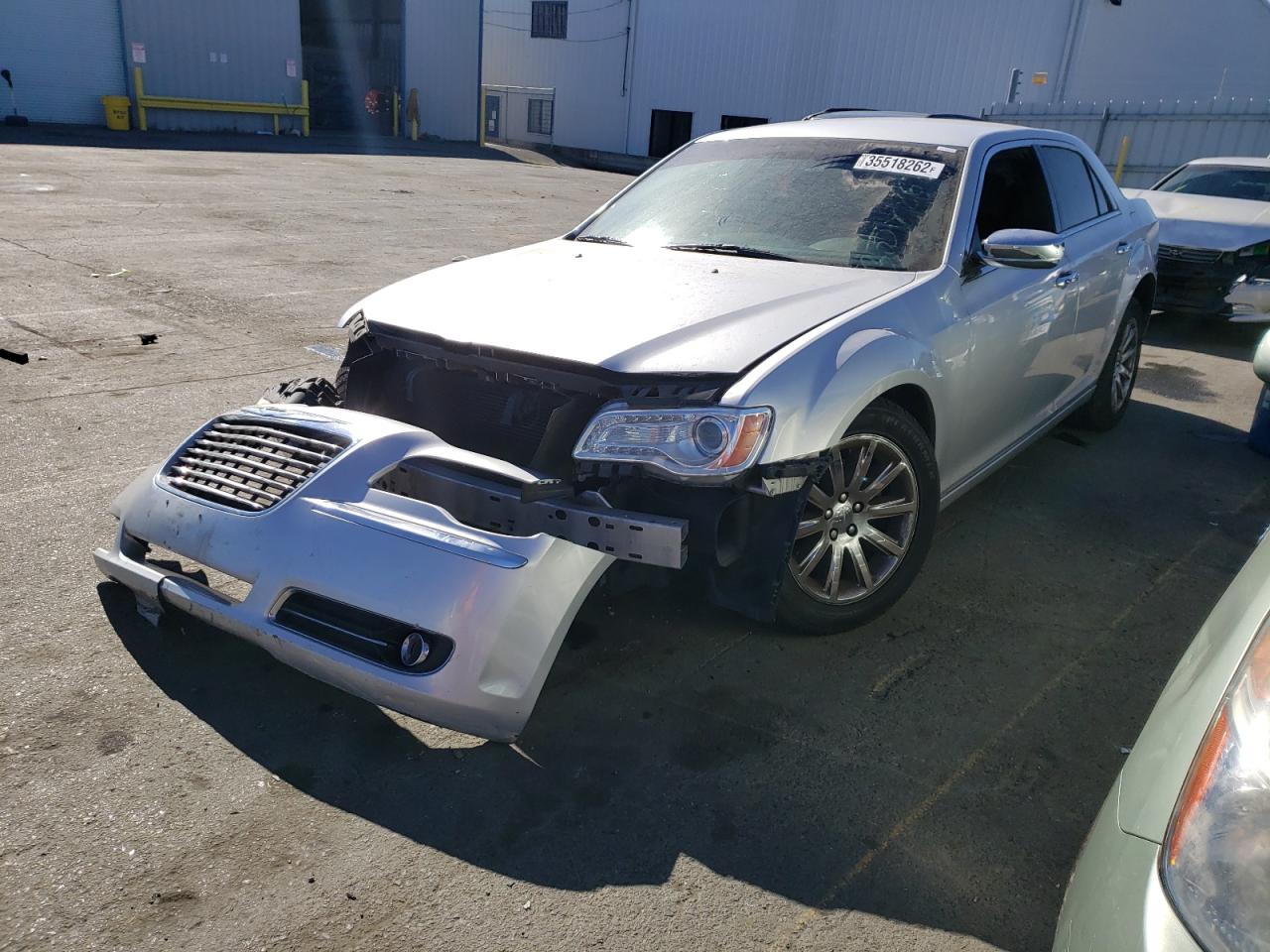 Photo 2 from auction – 2012 CHRYSLER 300 LIMITE with VIN 2C3CCACG0CH221346