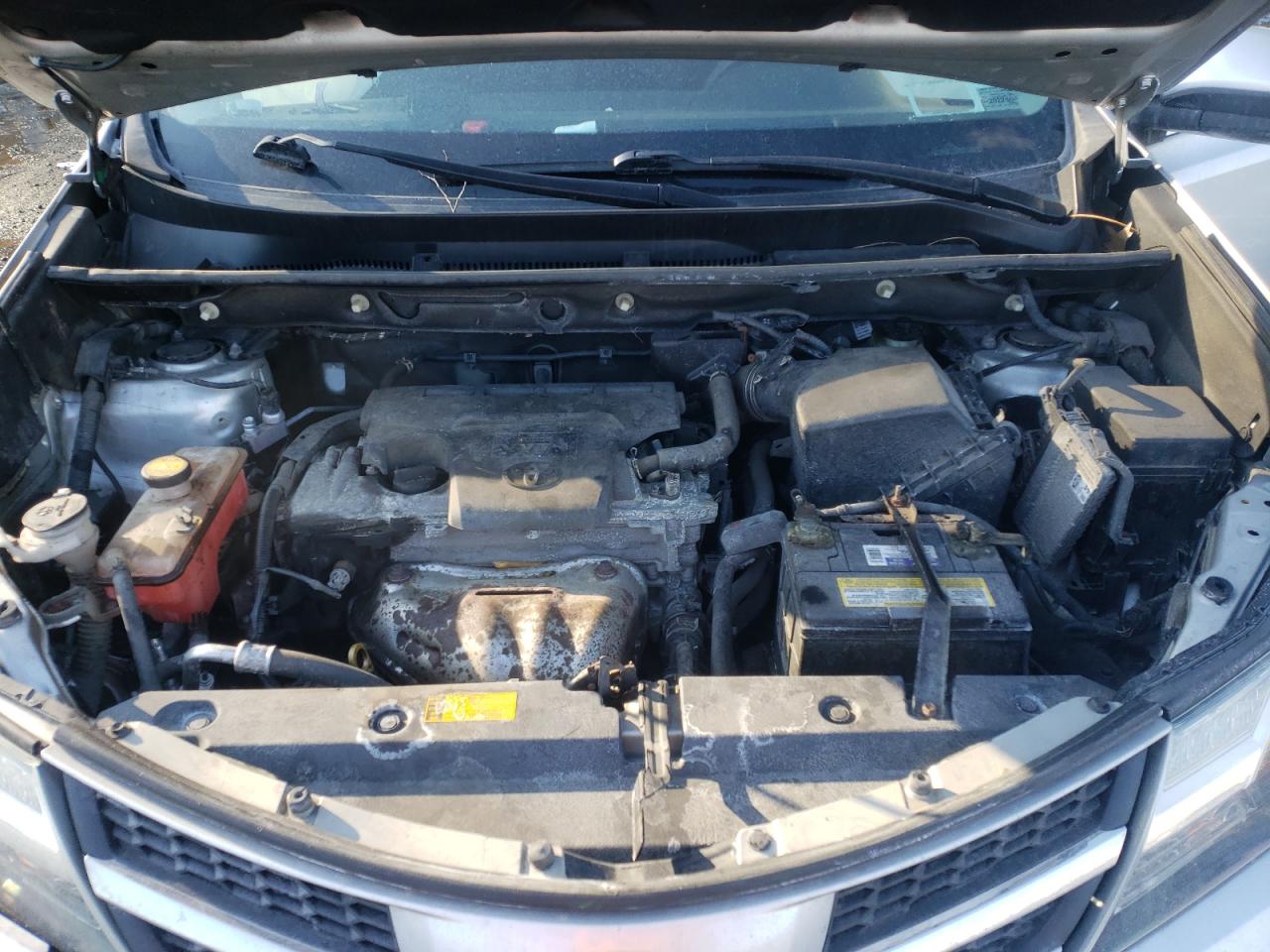 Photo 7 from auction – 2015 TOYOTA RAV4 XLE with VIN 2T3RFREV5FW263460