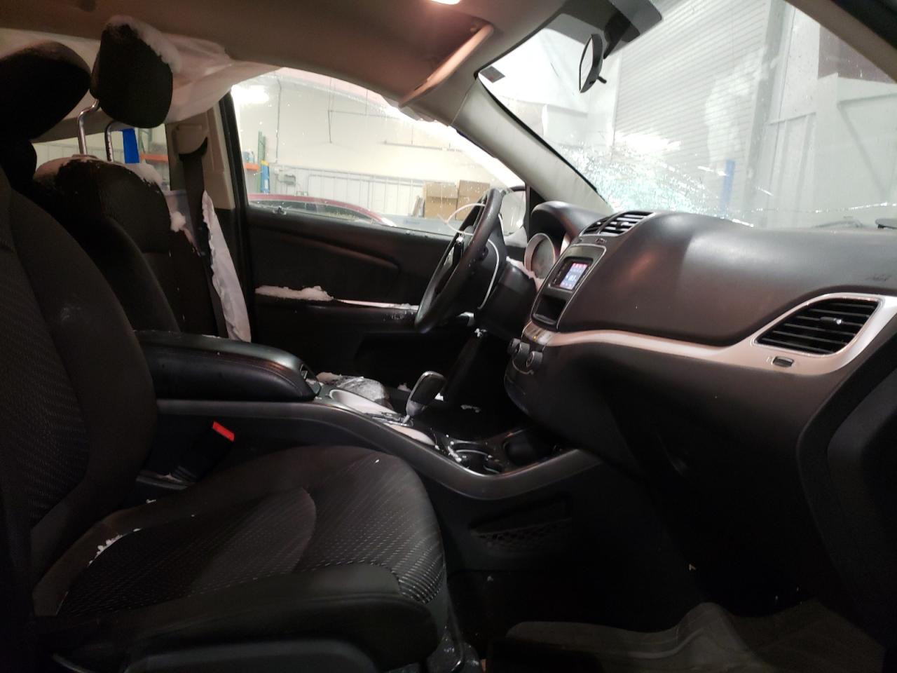 Photo 5 from auction – 2017 DODGE JOURNEY SE with VIN 3C4PDCABXHT581428