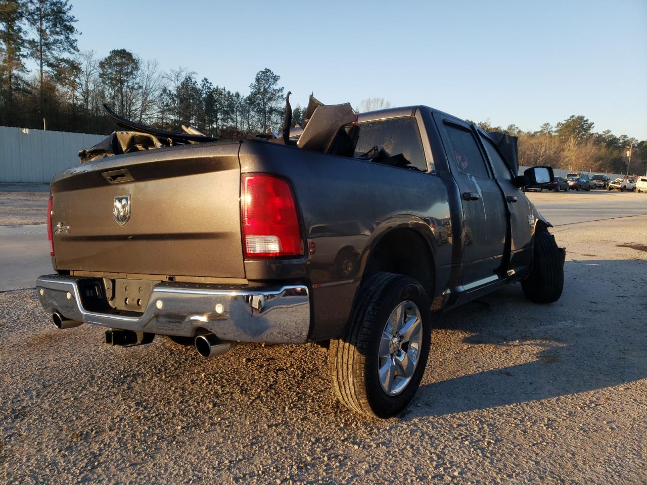 Photo 4 from auction – 2019 RAM 1500 CLASS with VIN 1C6RR6LT1KS563529