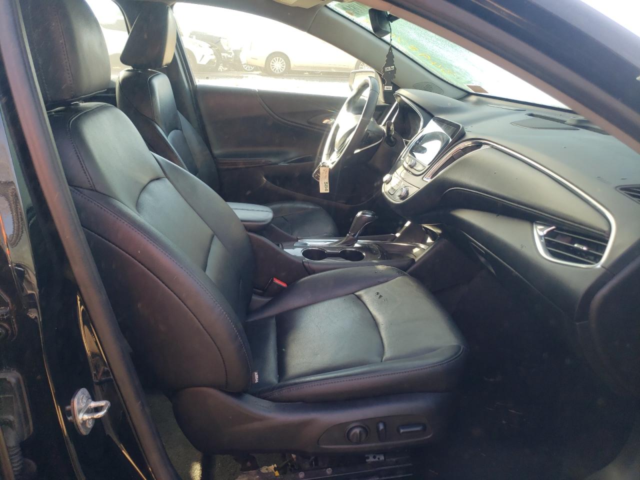 Photo 5 from auction – 2016 CHEVROLET MALIBU LT with VIN 1G1ZE5ST5GF285744