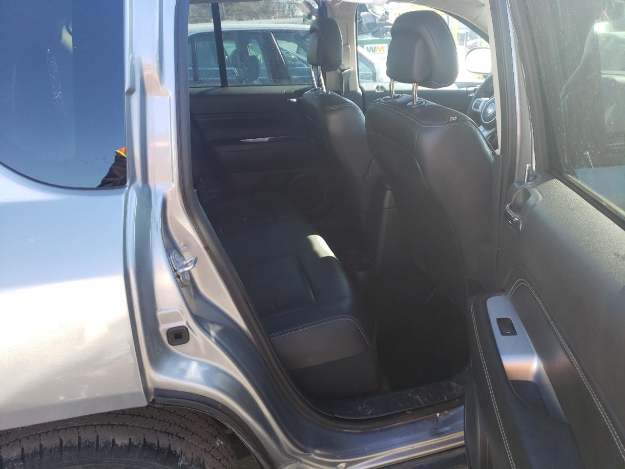 Photo 6 from auction – 2017 JEEP COMPASS LA with VIN 1C4NJDEB1HD163748