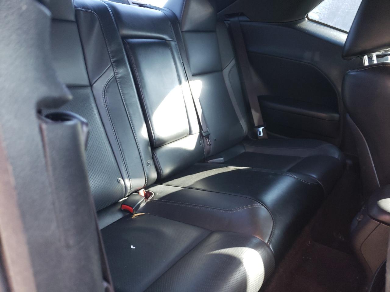 Photo 6 from auction – 2016 DODGE CHALLENGER with VIN 2C3CDZAGXGH245934