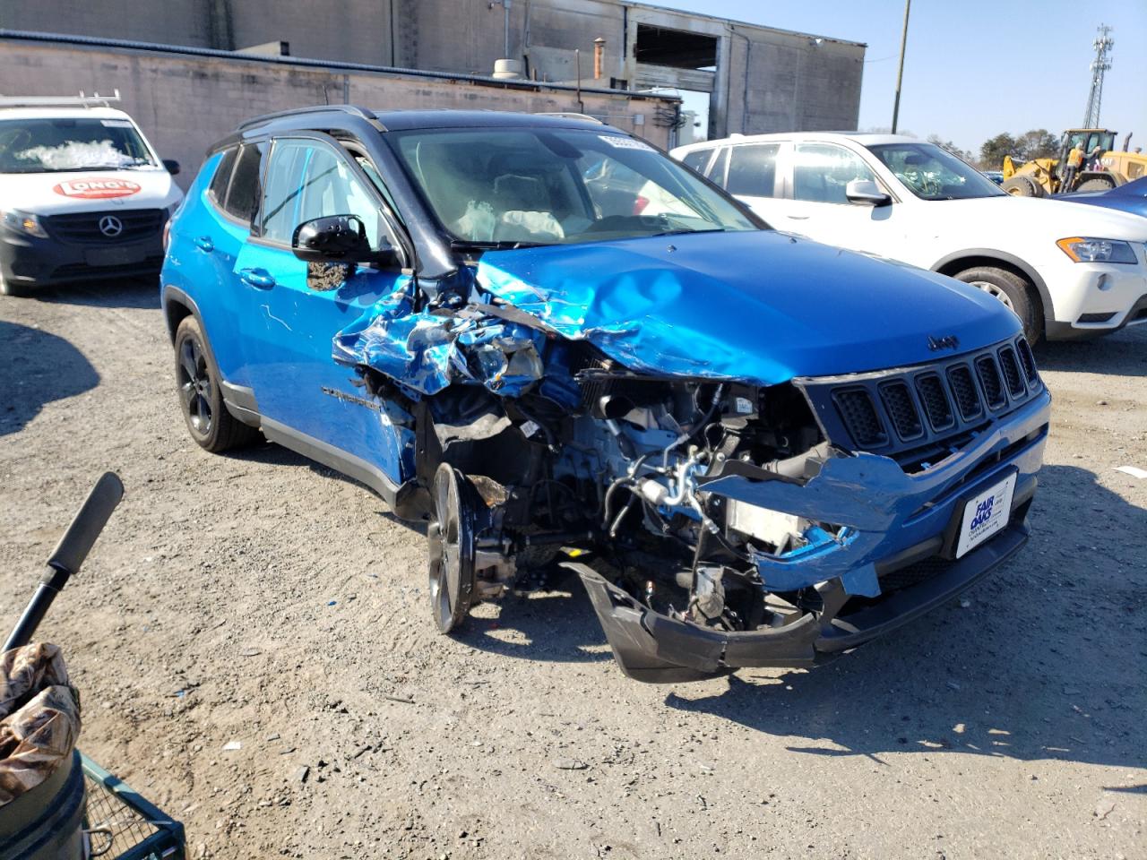 JEEP COMPASS LA 2020 with VIN 3C4NJDBB8LT132309 - Photo from auction