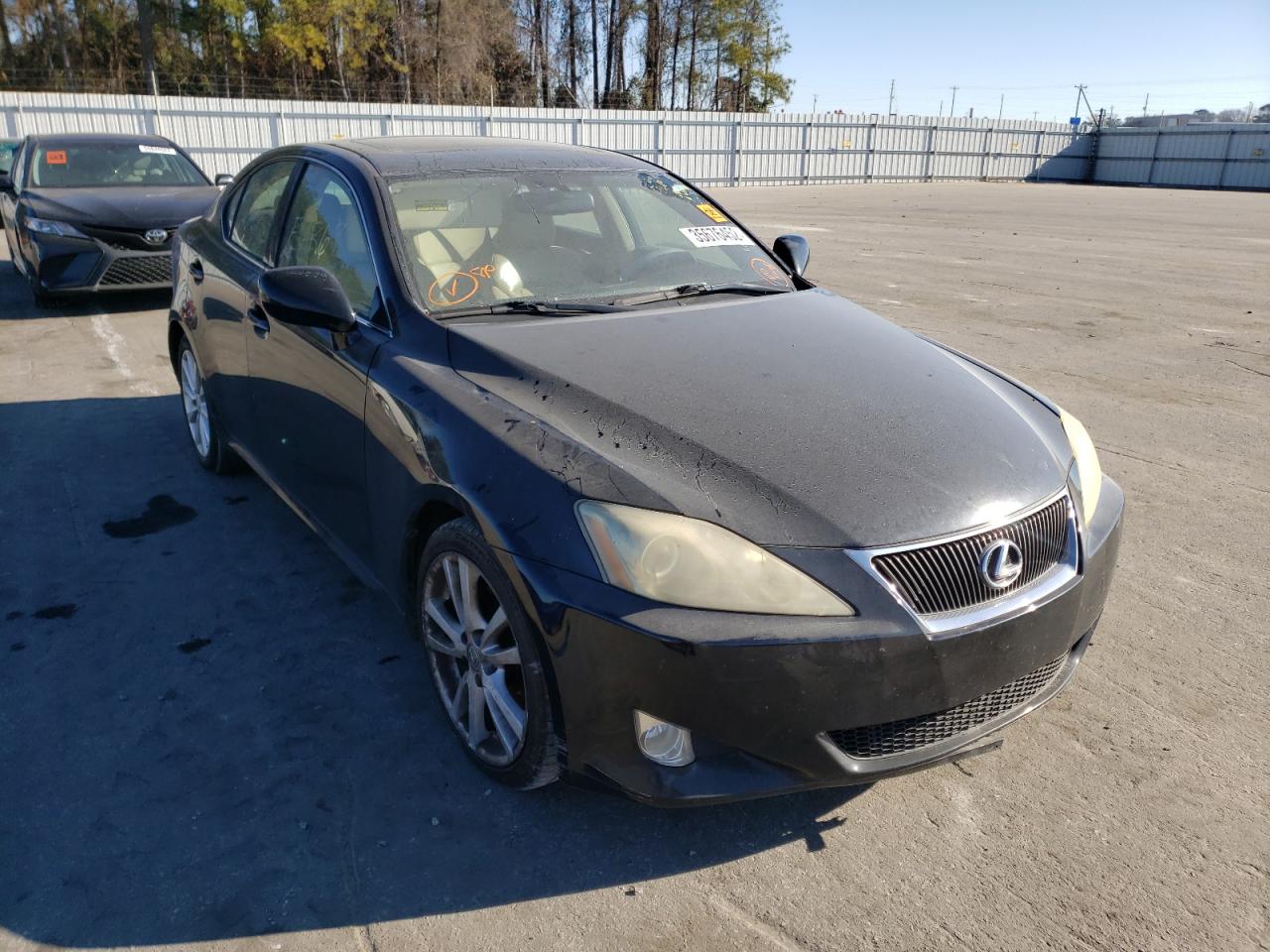 LEXUS IS 250 2006 con VIN JTHBK262365024598 - Foto de la subasta
