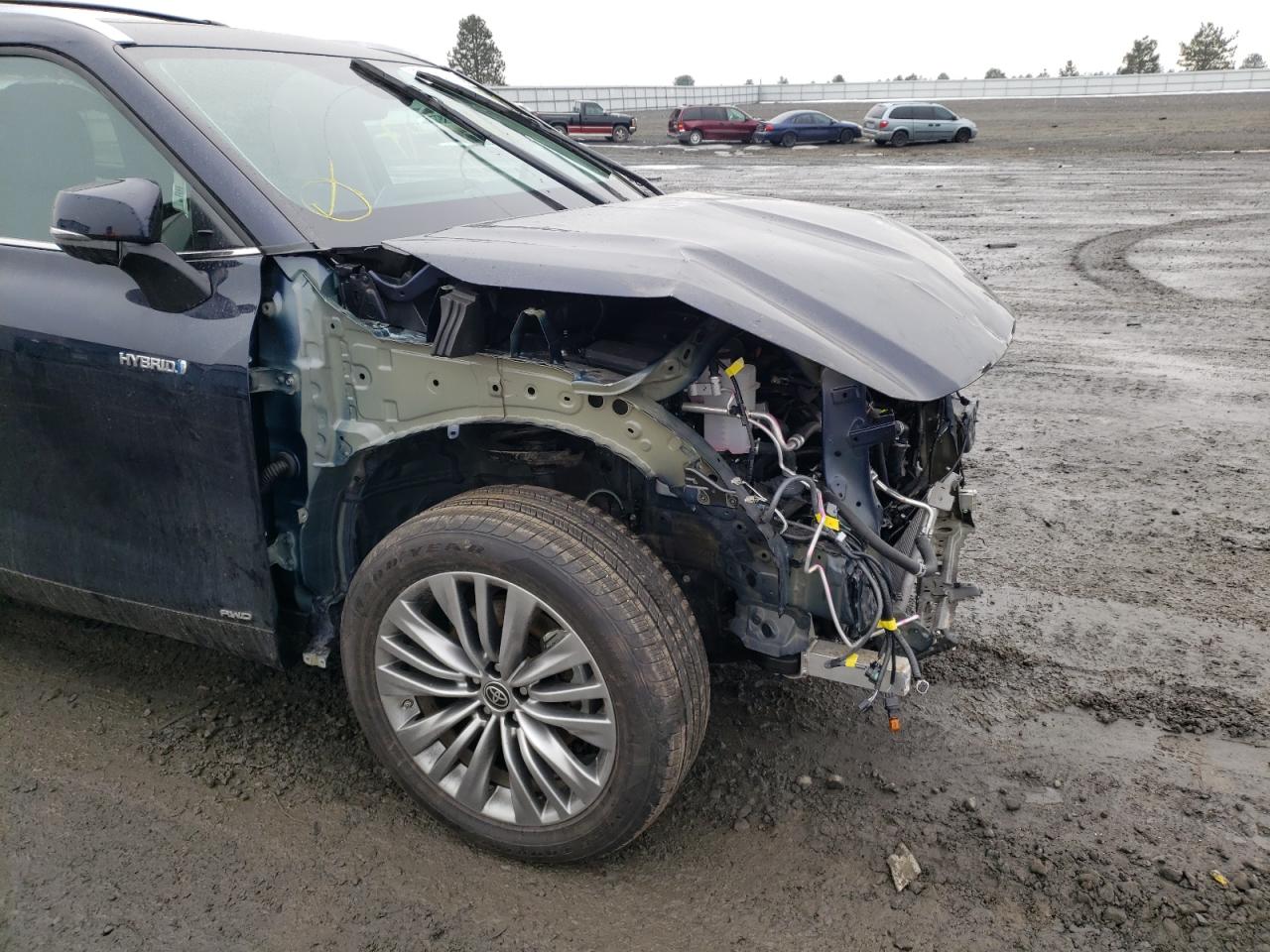 Photo 9 from auction – 2021 TOYOTA HIGHLANDER with VIN 5TDEBRCH3MS068480