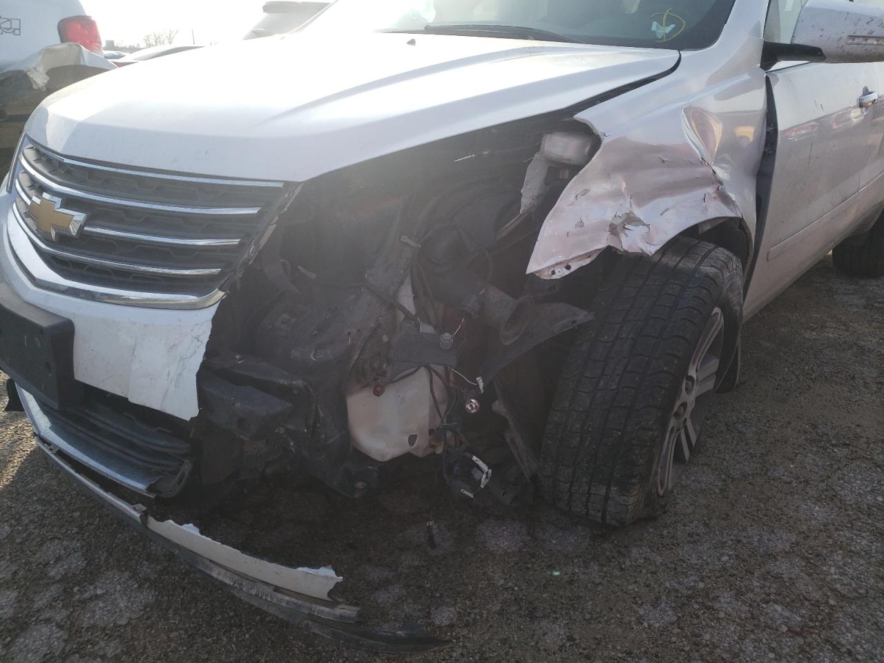Photo 20 from auction – 2016 CHEVROLET TRAVERSE L with VIN 1GNKVHKD1GJ117347