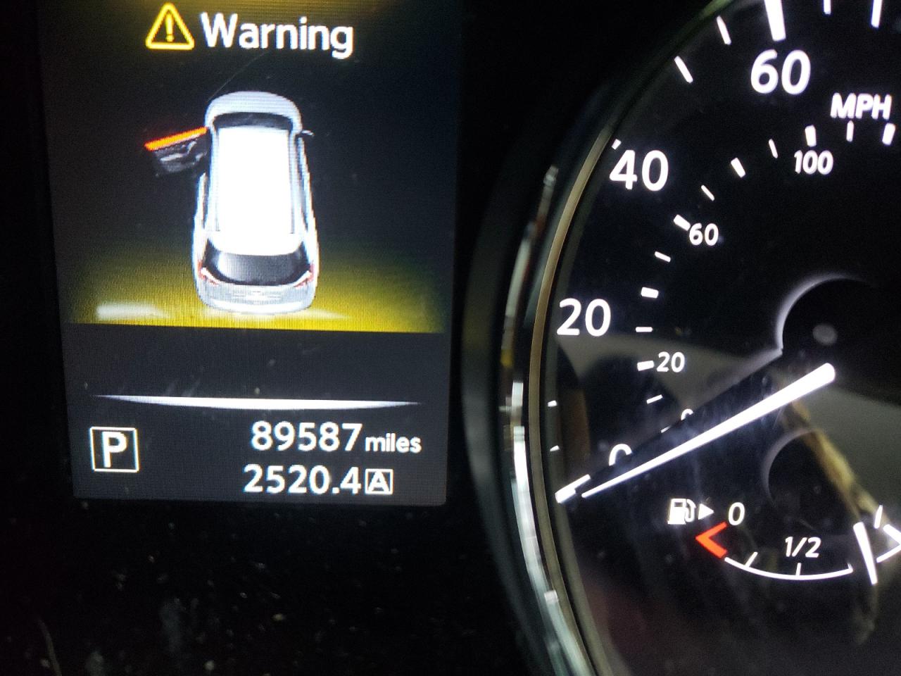 Photo 8 from auction – 2015 NISSAN ROGUE S with VIN 5N1AT2MT1FC842375