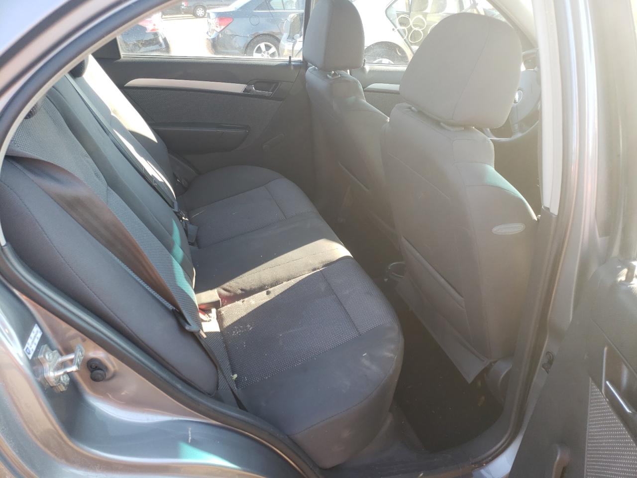Photo 6 from auction – 2011 CHEVROLET AVEO LS with VIN KL1TD5DE6BB245355