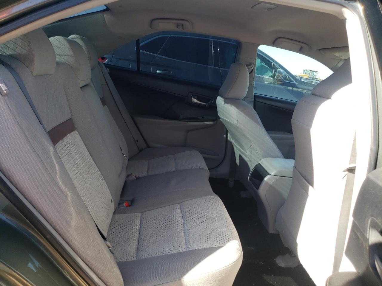 Photo 6 from auction – 2014 TOYOTA CAMRY L with VIN 4T4BF1FK8ER352217