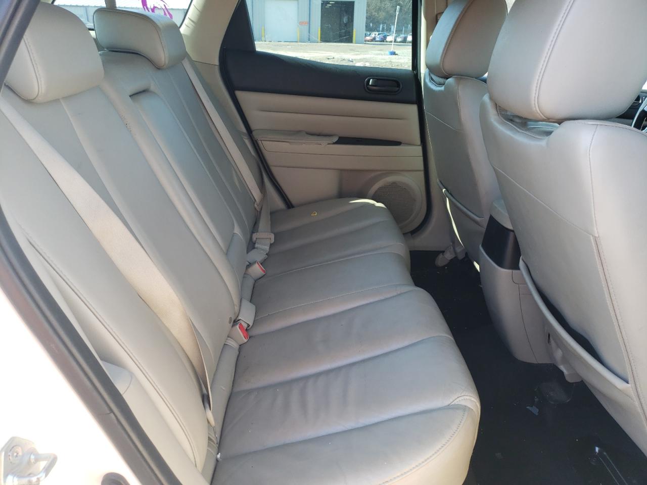 Photo 6 from auction – 2011 MAZDA CX-7 with VIN JM3ER2C54B0379416