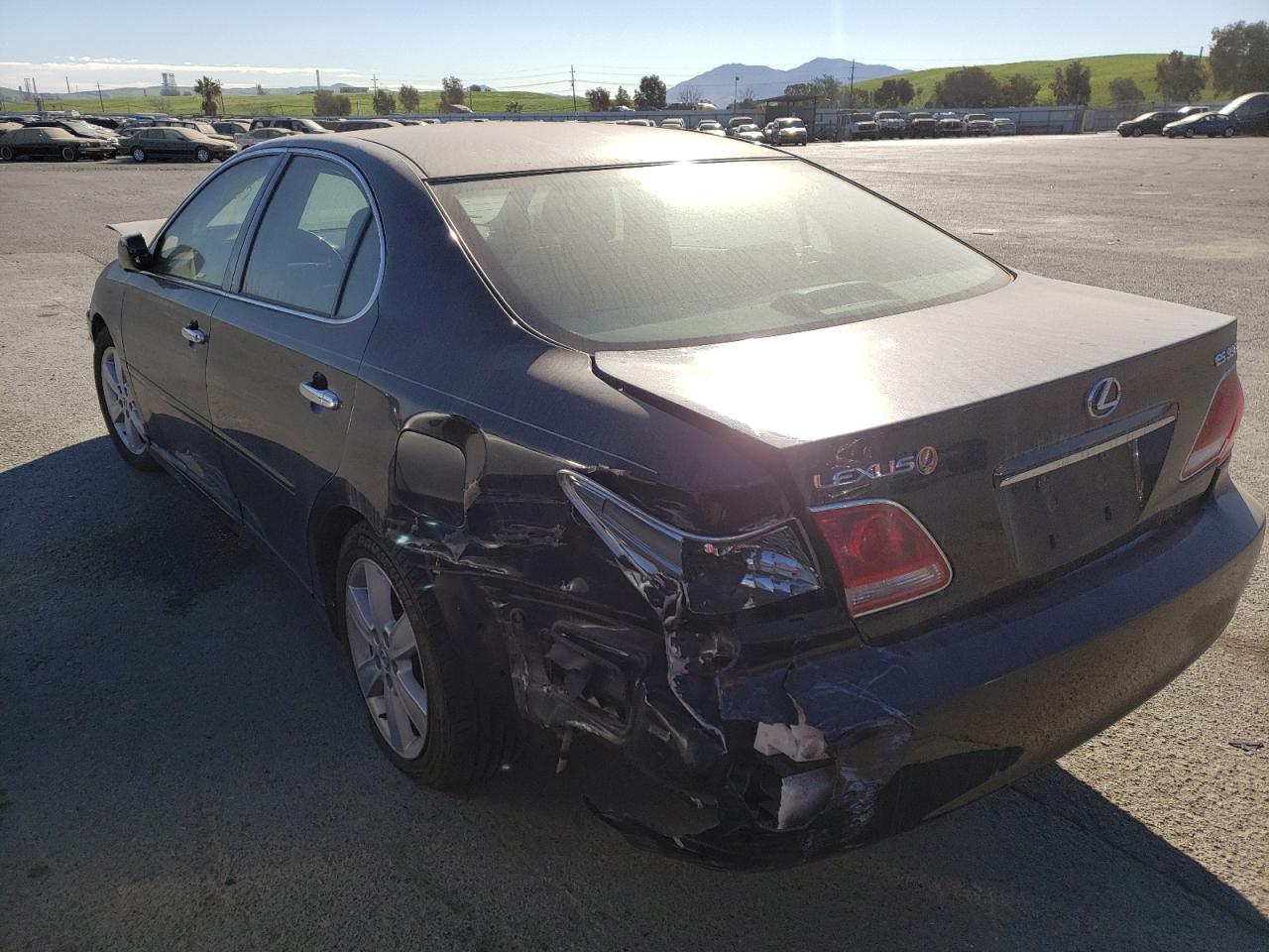 Photo 3 from auction – 2005 LEXUS ES 330 with VIN JTHBA30GX55128730