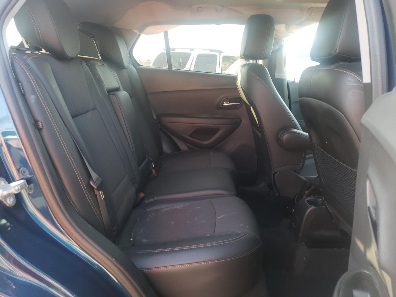 Photo 6 from auction – 2020 CHEVROLET TRAX 1LT with VIN 3GNCJLSB9LL111218